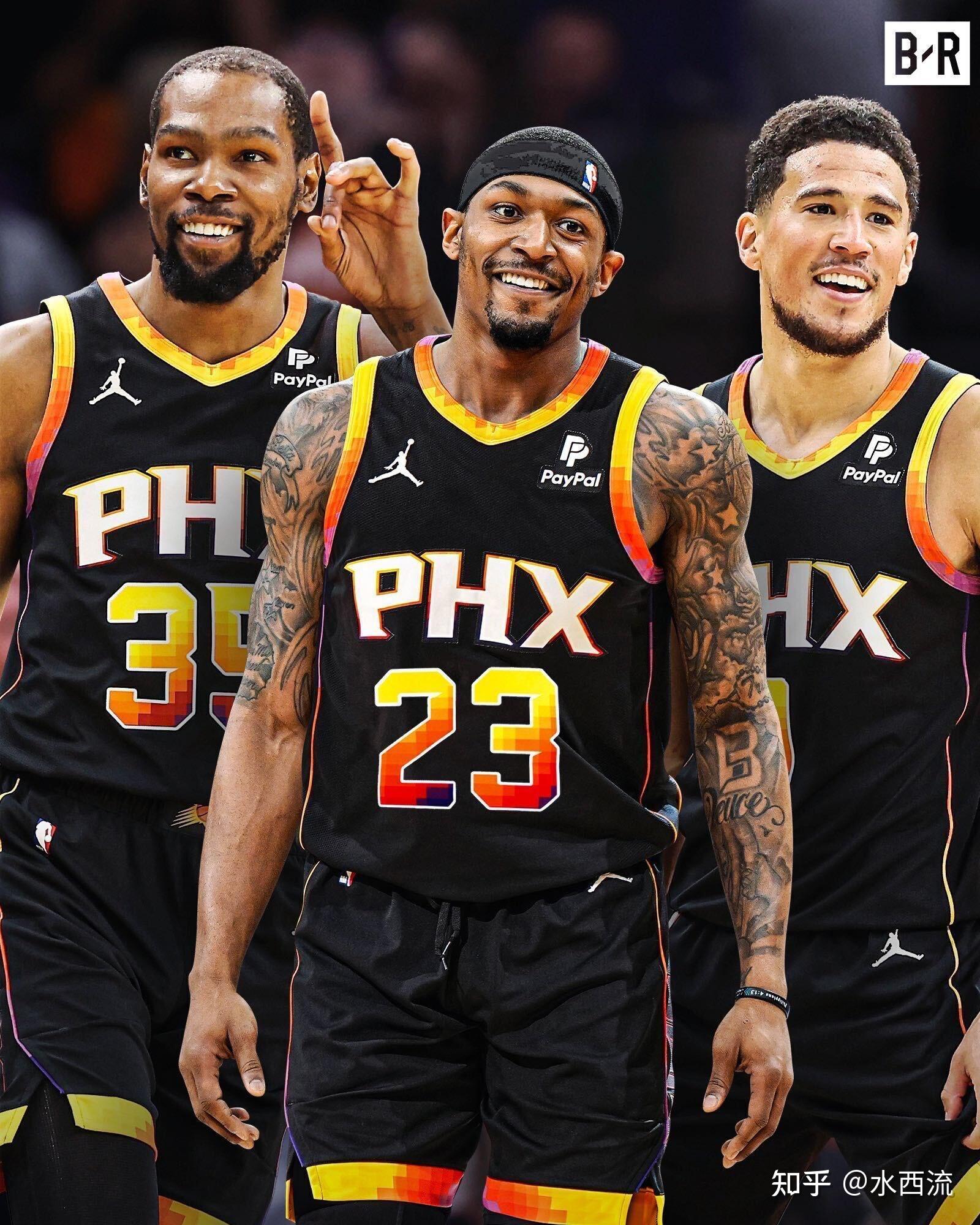 包含比赛局势复杂首场状态出色，掘金观众沸腾！，费德勒重返赛场观众掌声雷动的词条