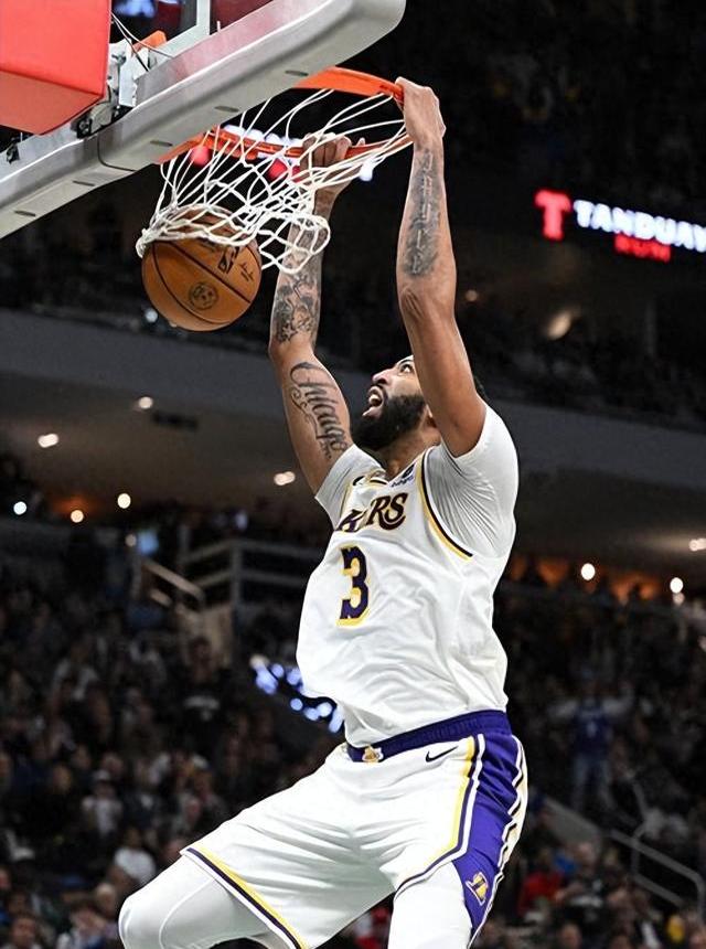 包含重要助攻引发热议！，浓眉哥在掘金比赛中晋级下一阶段比赛高潮迭起的词条