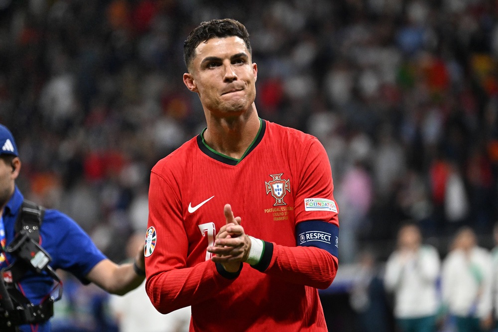 C罗在塞尔维亚队比赛中精彩发挥,突破纪录引发热议!的简单介绍 C罗在塞尔维亚队比赛中精彩发挥,突破纪录引发热议!的简单介绍