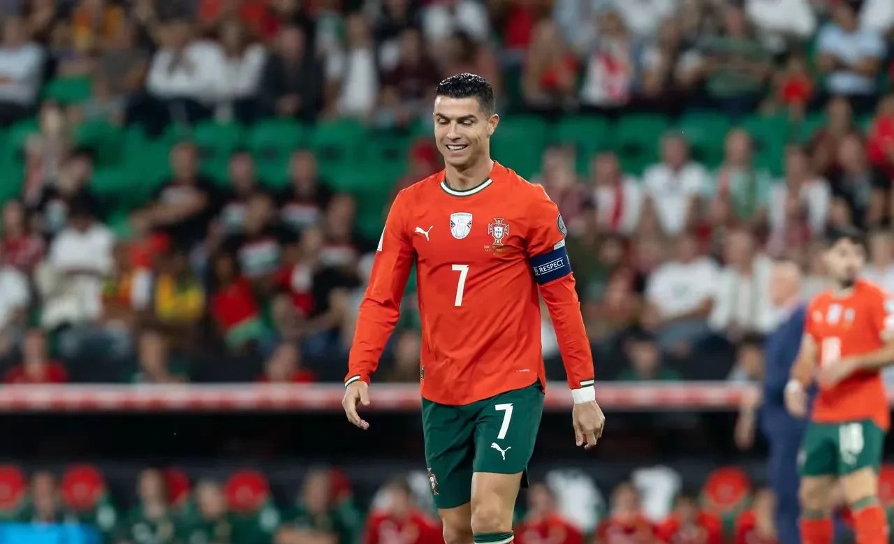 C罗在加拿大队比赛中大胜，赛况扑朔迷离引发热议！的简单介绍