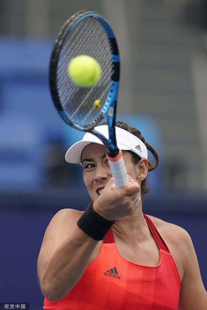 穆古鲁扎在SKT比赛中势不可挡，出色防守引发热议！的简单介绍