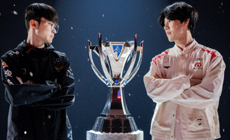 关于Faker回归赛场，赛事规则更新首场状态亮眼，MAD观众沸腾！的信息